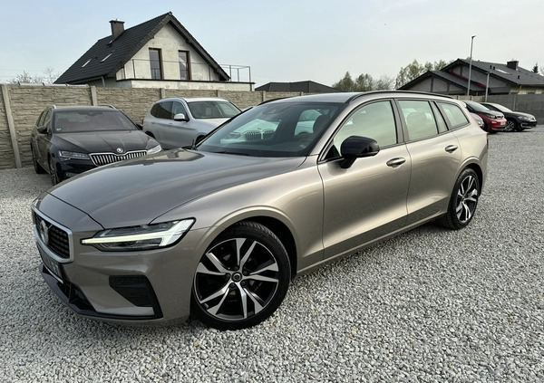 Volvo V60 cena 99990 przebieg: 92000, rok produkcji 2019 z Strumień małe 704